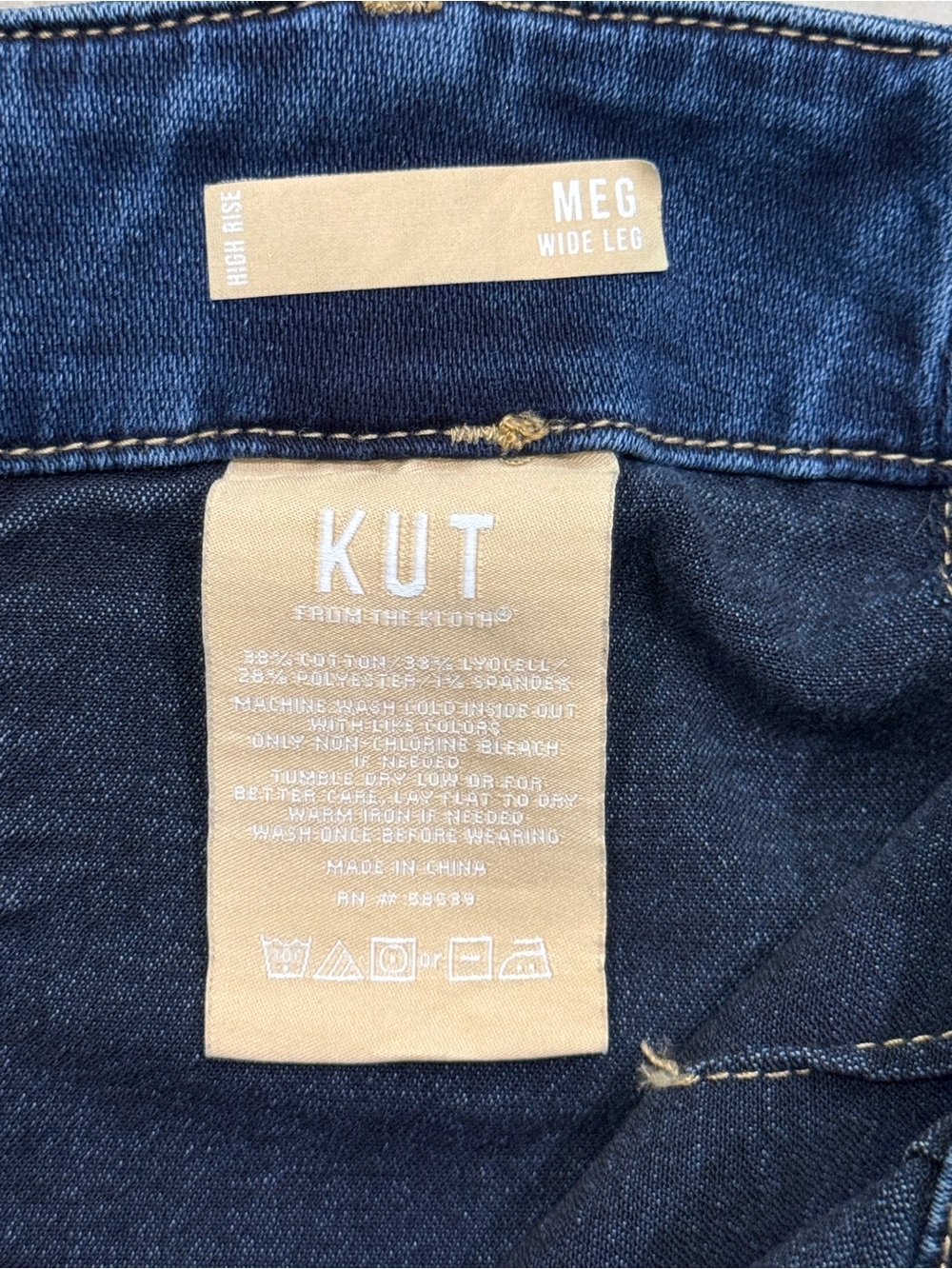 NEW! KUT from the Kloth Meg Wide Leg High Rise Raw Hem Jeans – Size 8 - Picture 4 of 8